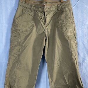 Lee Relaxed Fit Olive Capris